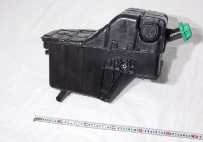 купить Бачок расширительный с дв-лем "MB"